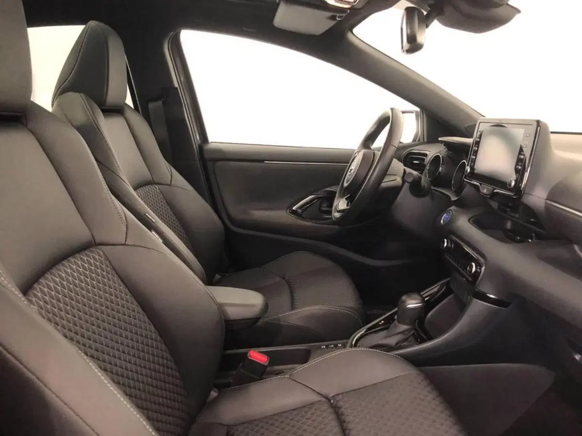 Toyota Yaris Cross usata a Torino (12)