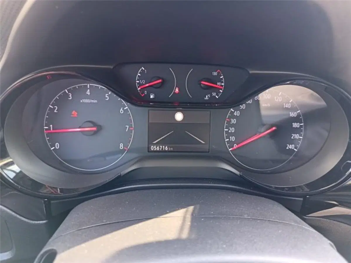Opel Corsa usata a Bari (16)