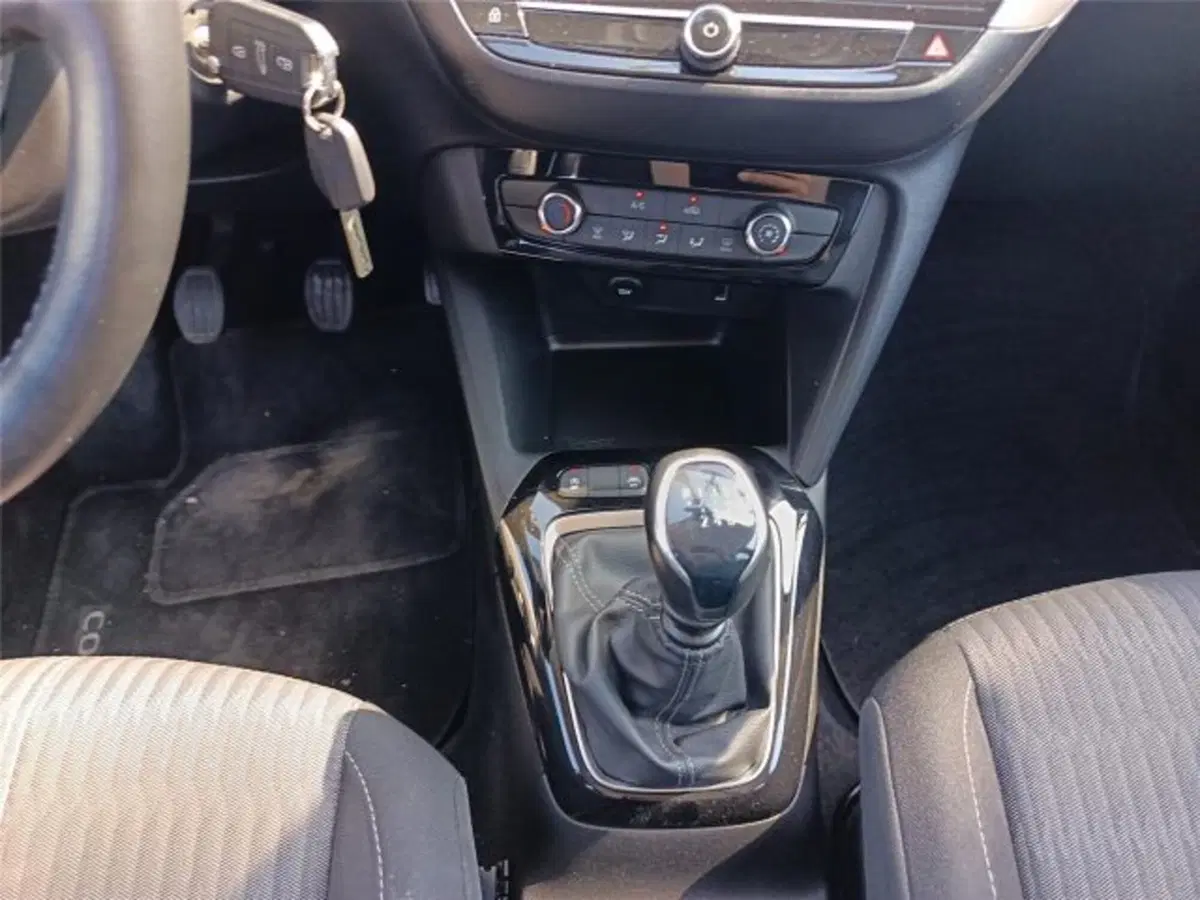 Opel Corsa usata a Bari (19)