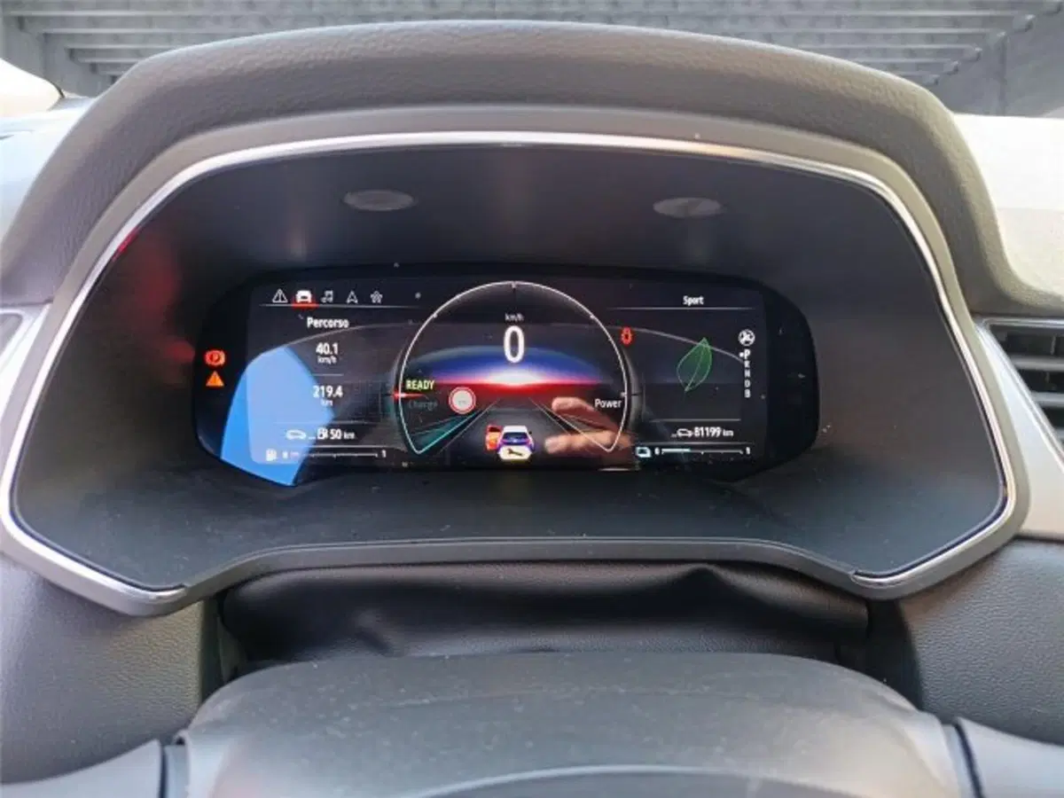 Renault Captur usata a Bari (14)