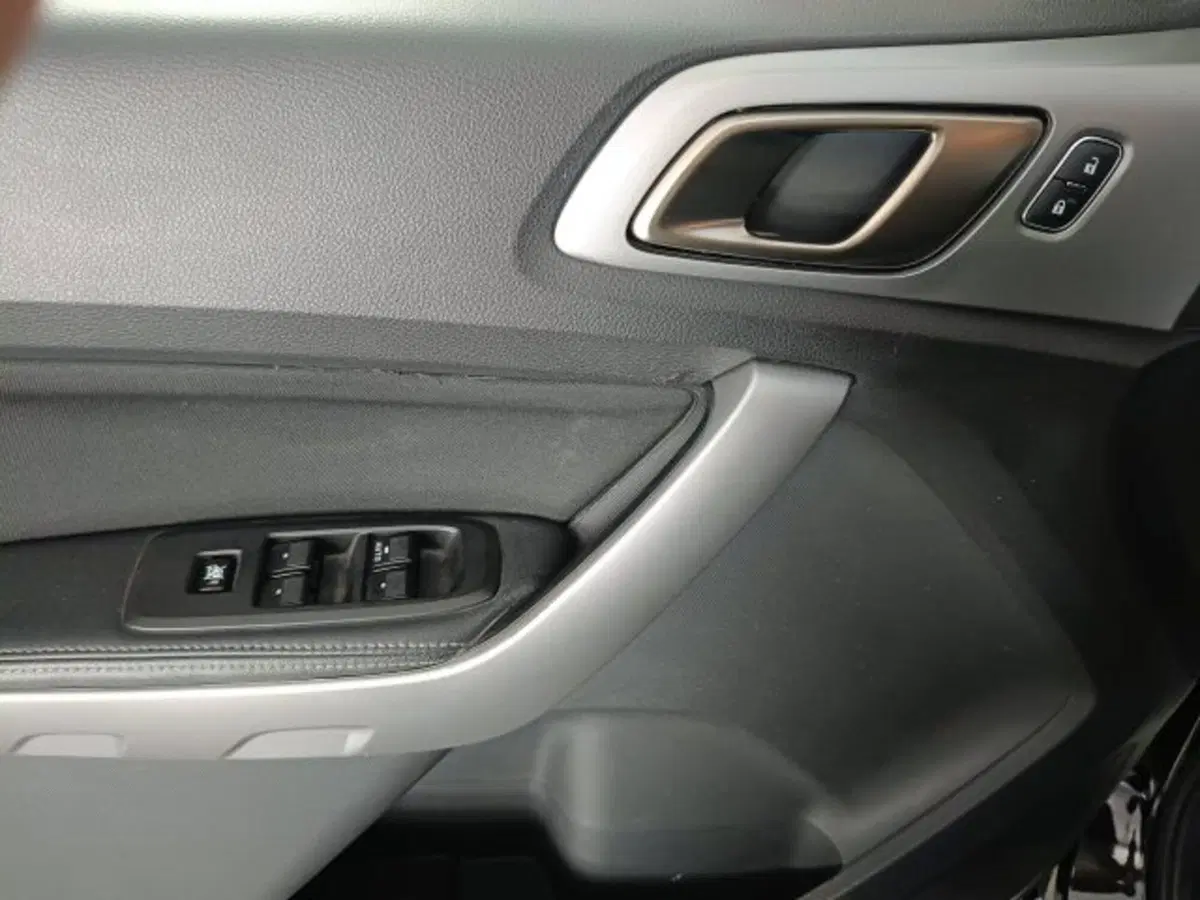 Ford Ranger Pick-up usata a Teramo (17)