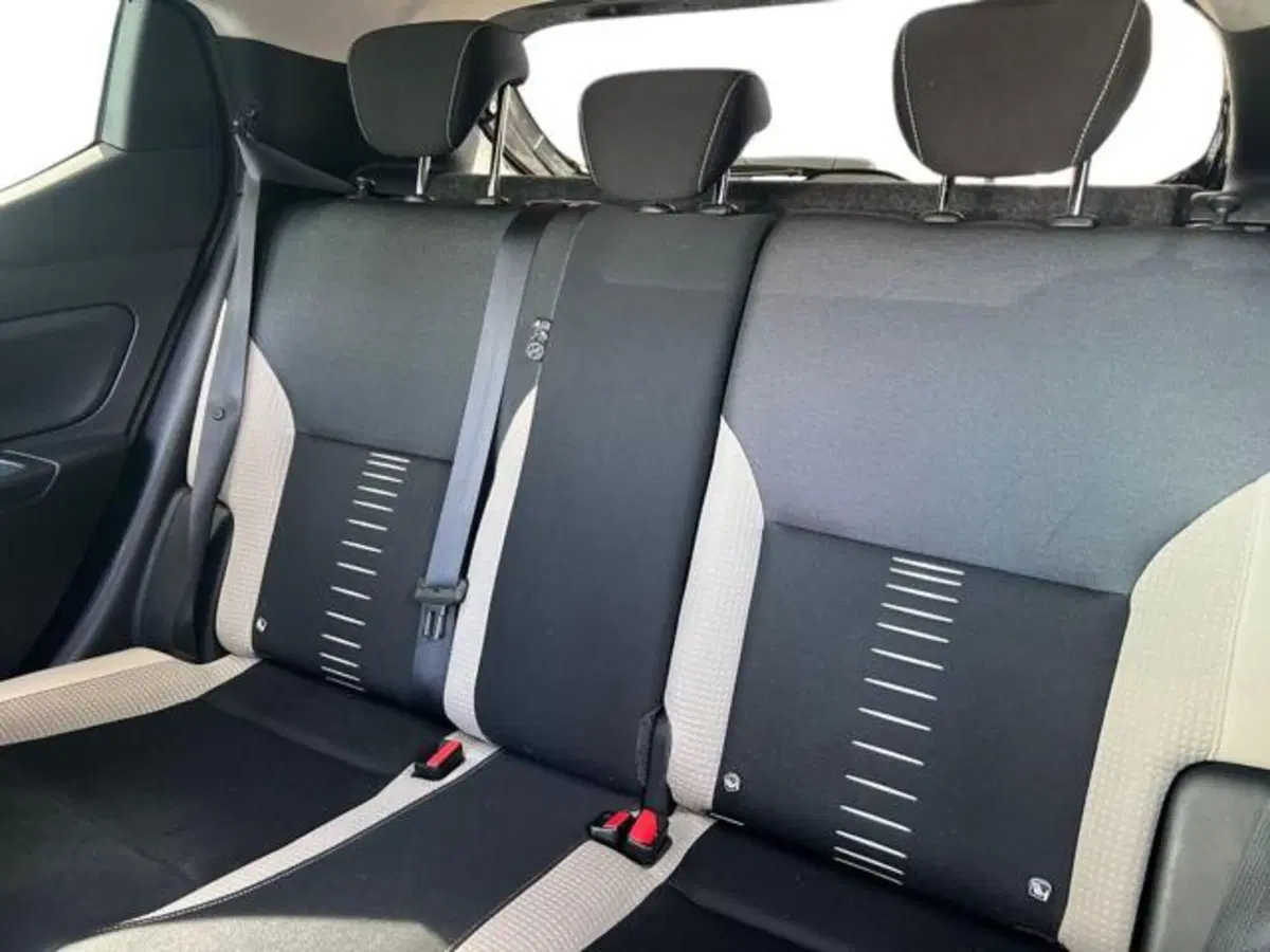 Nissan Micra usata a Sassari (10)