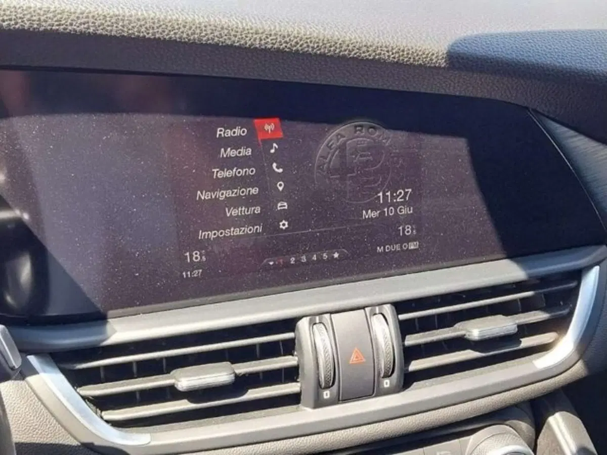 Alfa Romeo Giulia usata a Firenze (15)