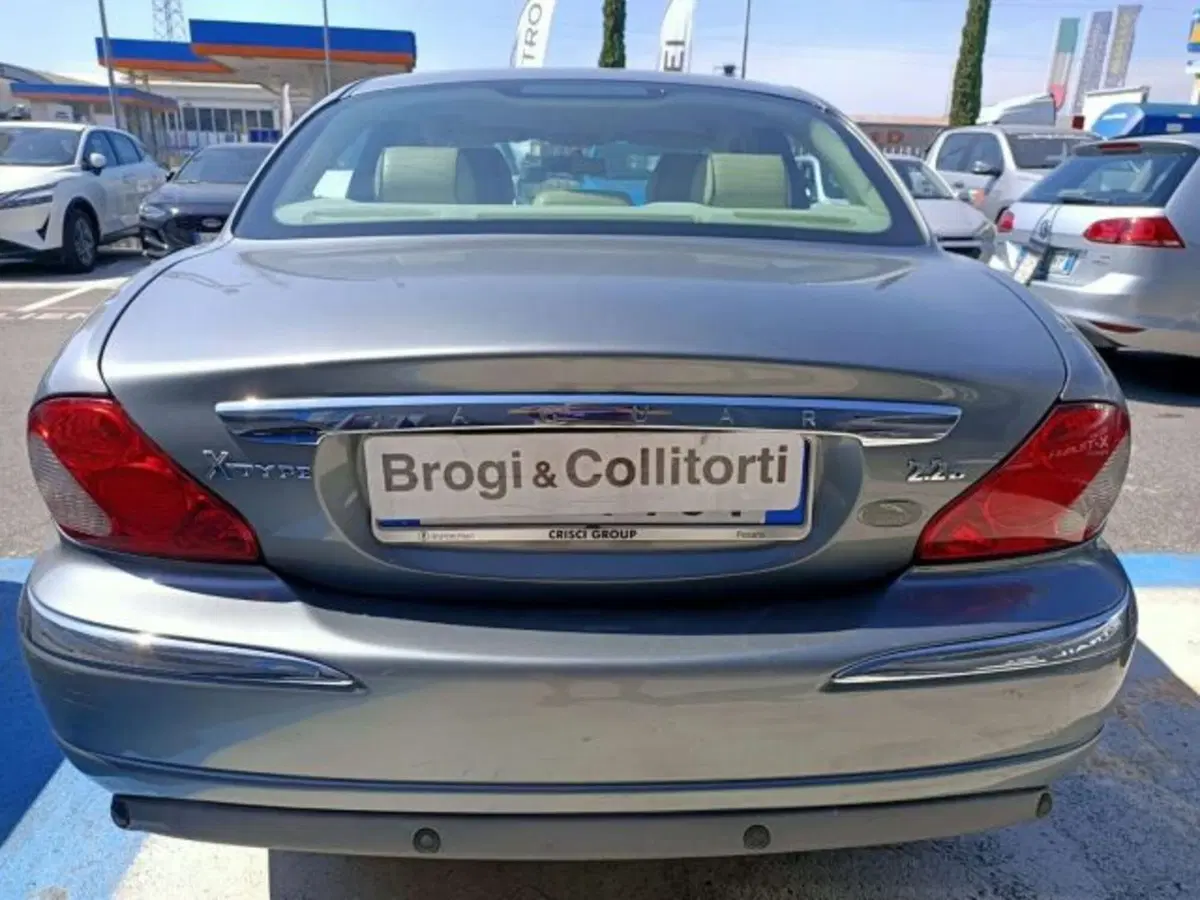 Jaguar X-Type usata a Firenze (5)