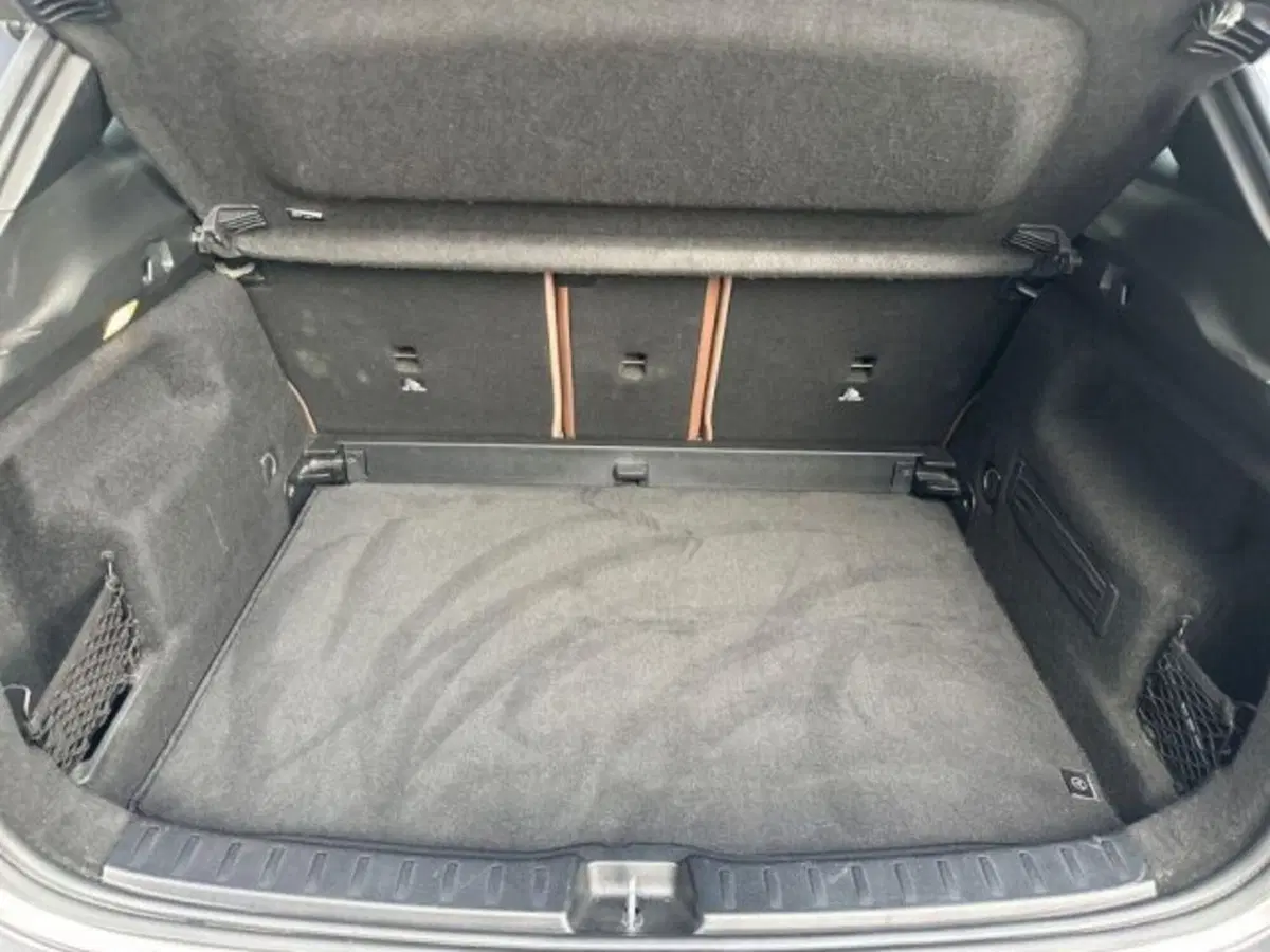 Mercedes-Benz GLA SUV usata a Avellino (8)