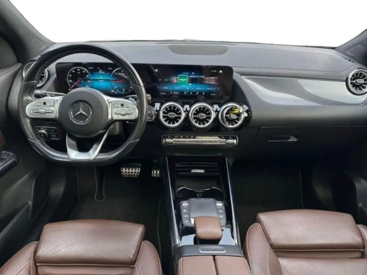 Mercedes-Benz GLA SUV usata a Avellino (9)
