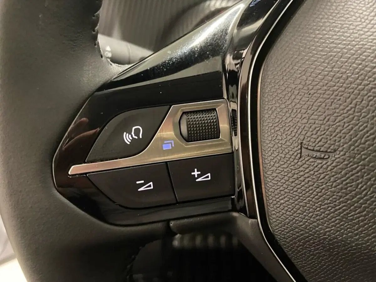 Peugeot 208 usata a Torino (13)