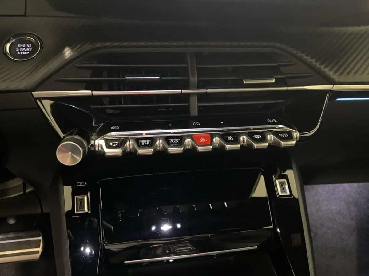 Peugeot 2008 usata a Torino (11)