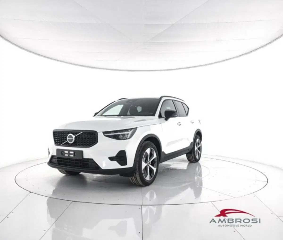Volvo XC40 nuova a Perugia