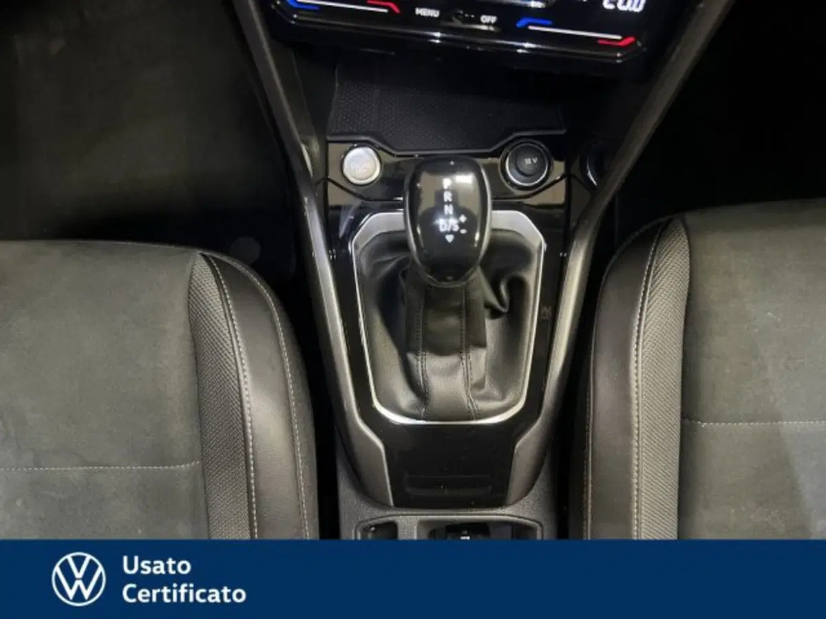 Volkswagen T-Roc usata a Vicenza (11)