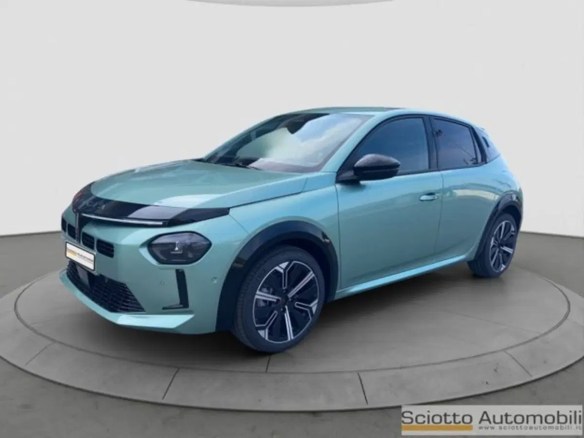 Lancia Ypsilon nuova a Messina (2)