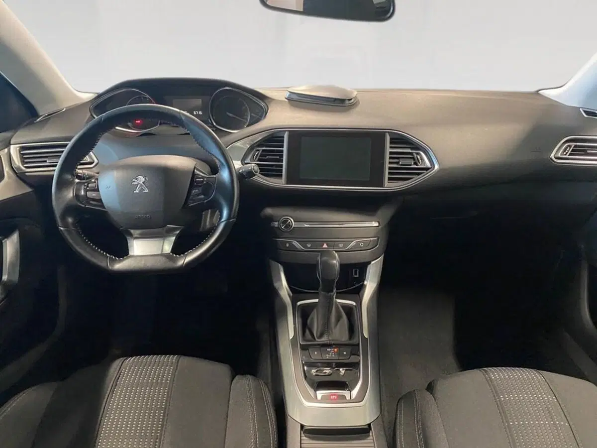 Peugeot 308 SW usata a Torino (6)