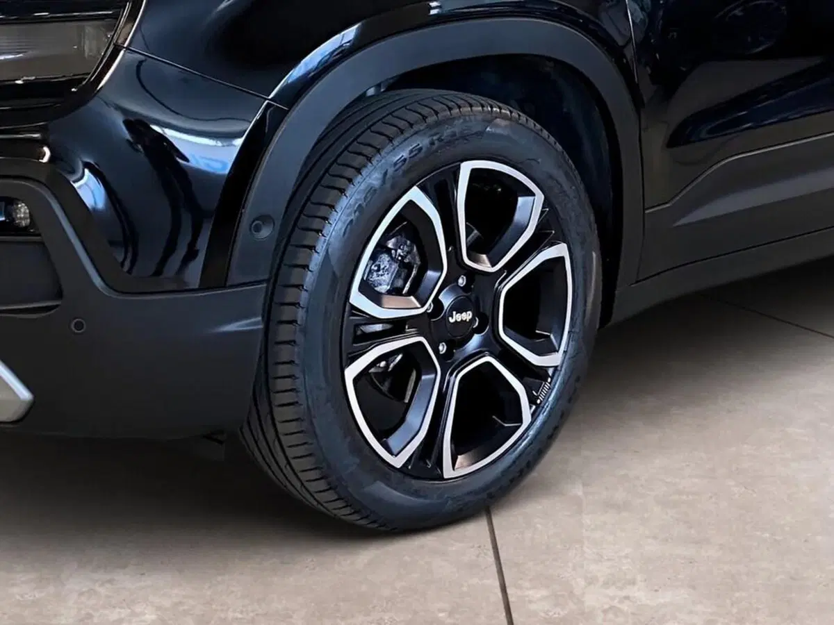 Jeep Avenger usata a Torino (15)