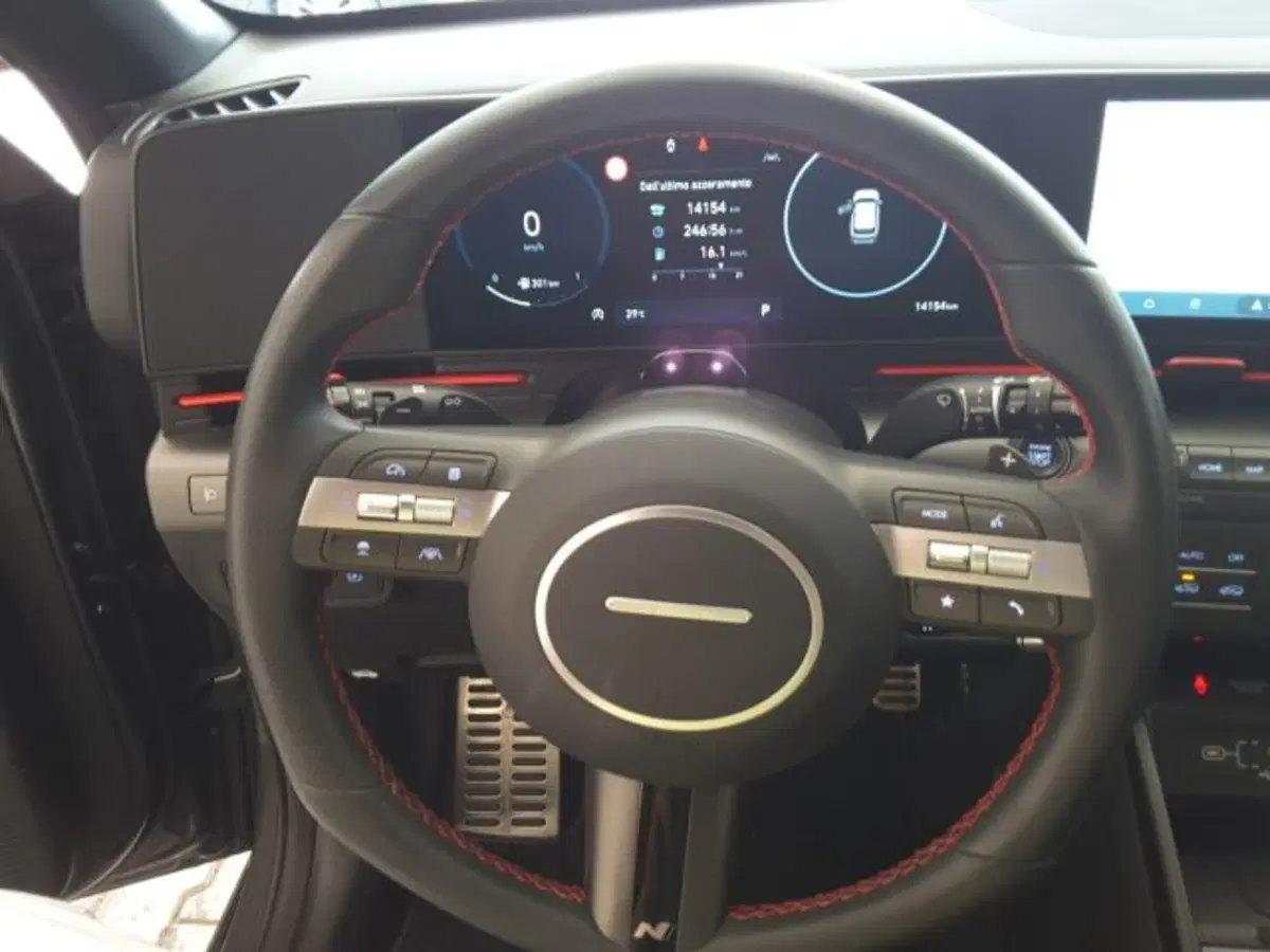 Hyundai Kona usata a Firenze (7)