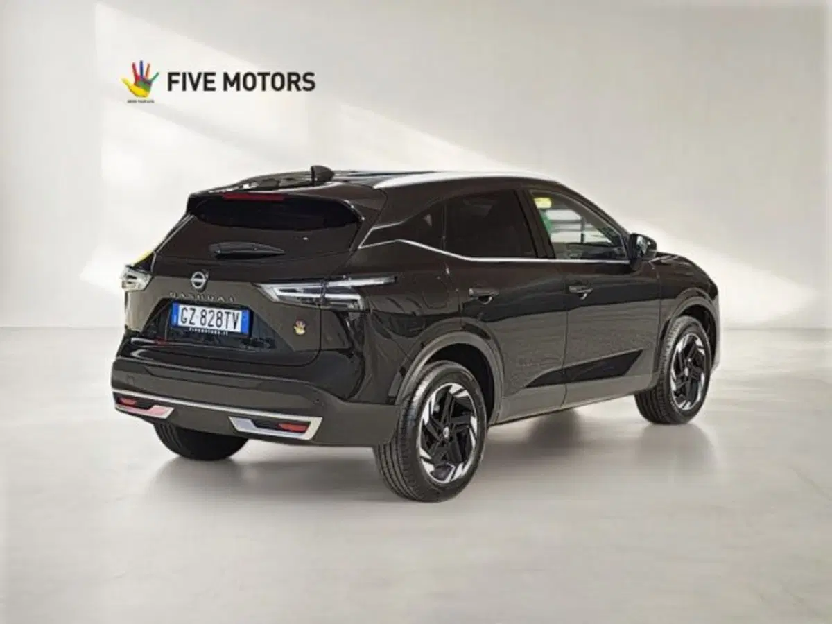 Nissan Qashqai usata a Taranto (7)