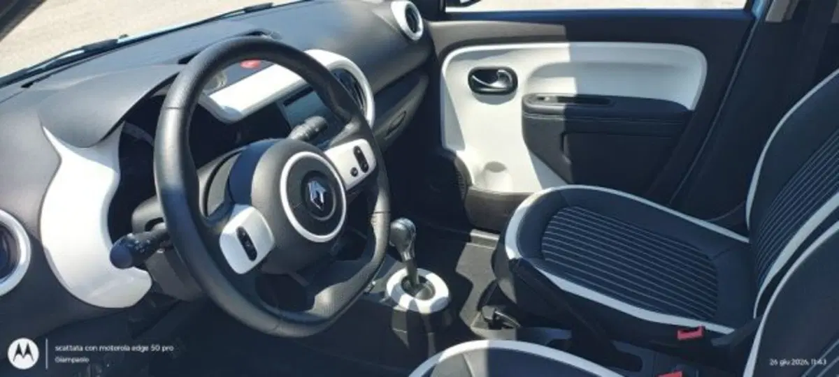 Renault Twingo usata a Taranto (9)