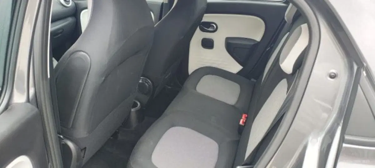 Renault Twingo usata a Taranto (15)