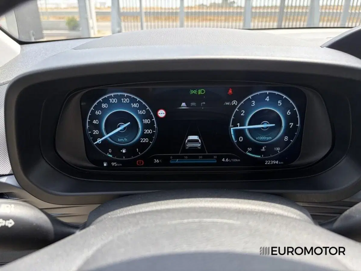 Hyundai Bayon usata a Bari (14)