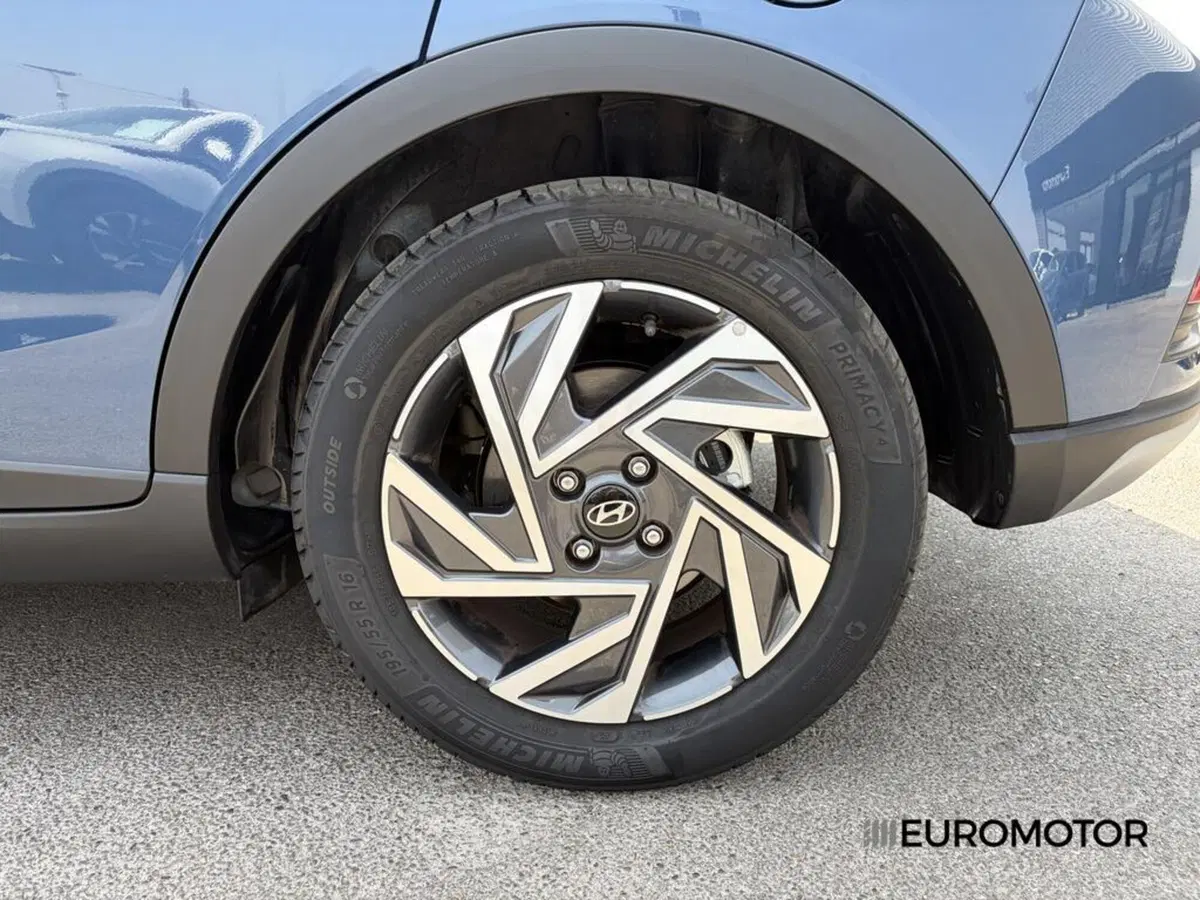 Hyundai Bayon usata a Bari (9)