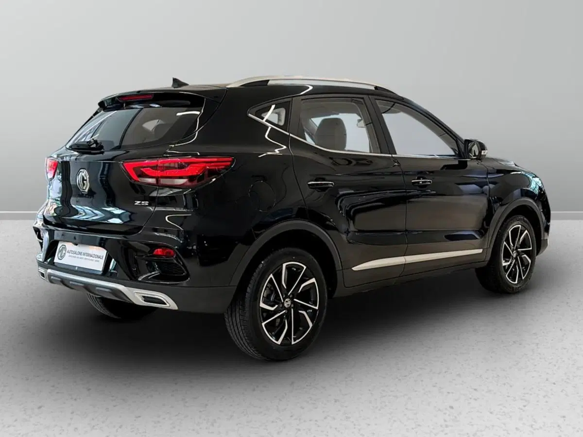 Mg ZS usata a Varese (2)