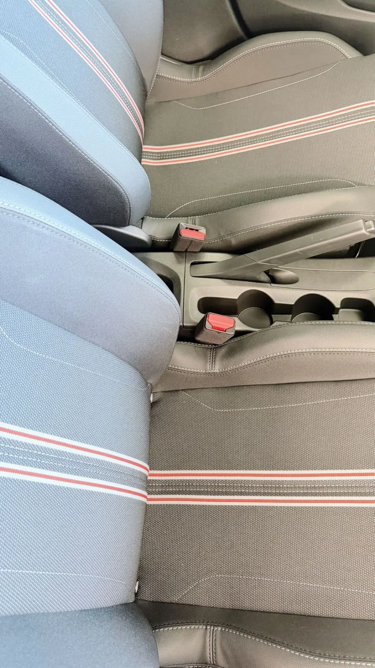 Opel Corsa nuova a Sassari (7)