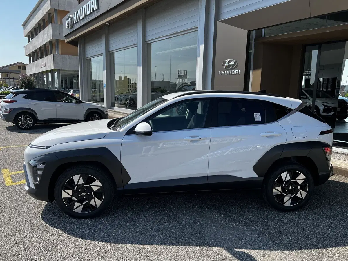 Hyundai Kona nuova a Vercelli (3)