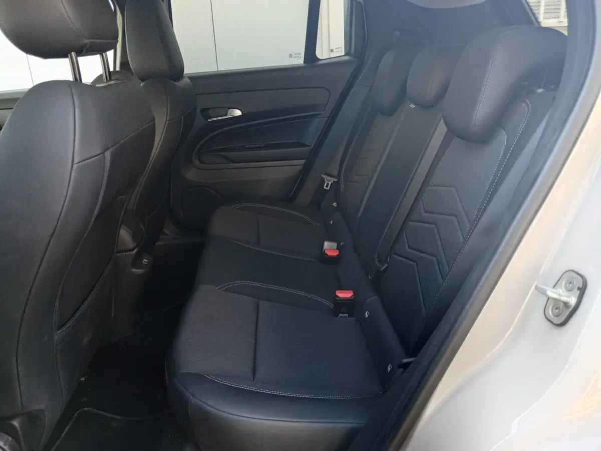 Jeep Avenger usata a Alessandria (12)