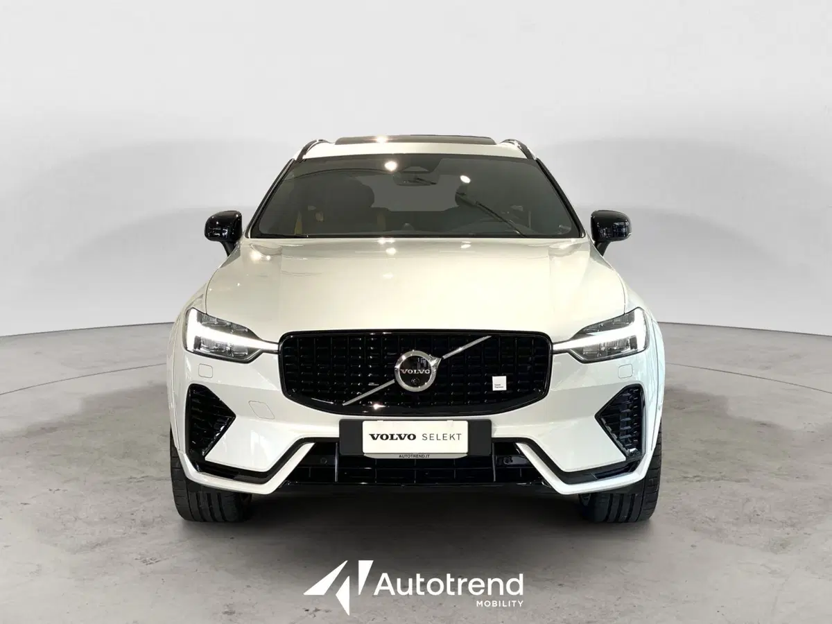 Volvo XC60 usata a Bari (3)