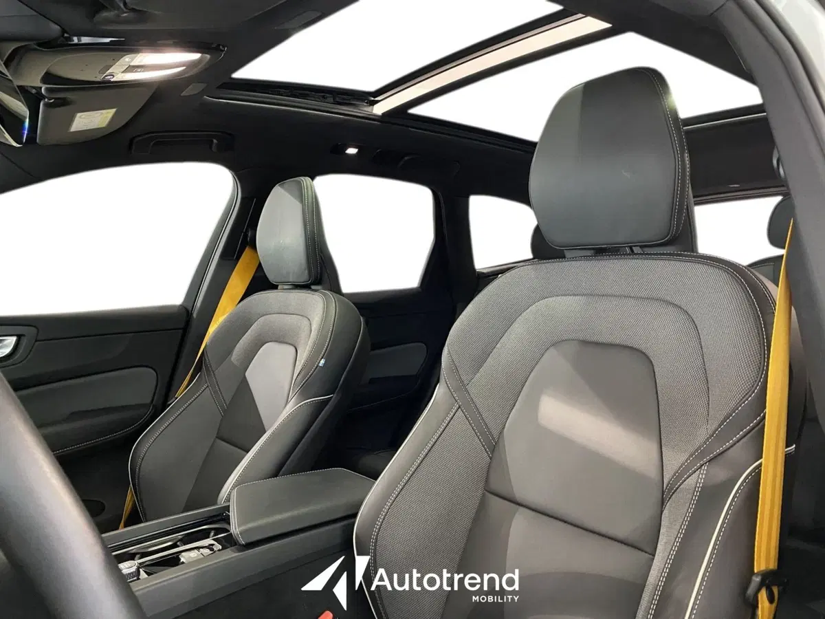 Volvo XC60 usata a Bari (8)