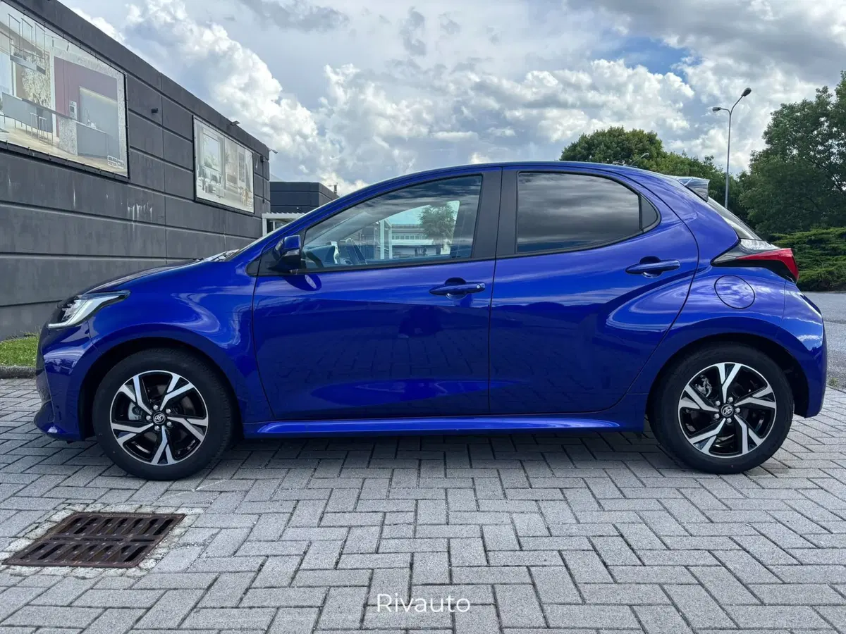 Toyota Yaris usata a Como (11)