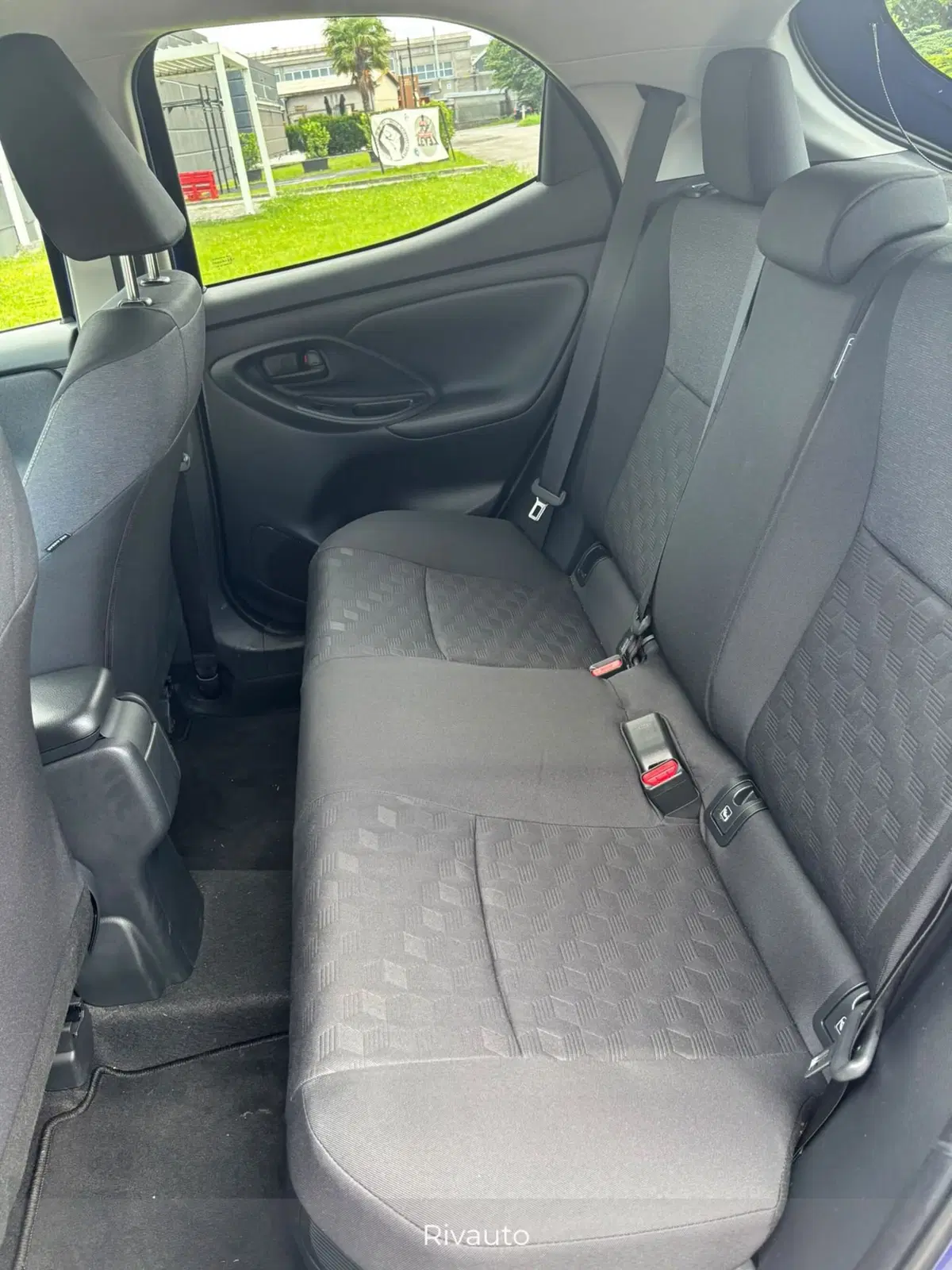 Toyota Yaris usata a Como (5)