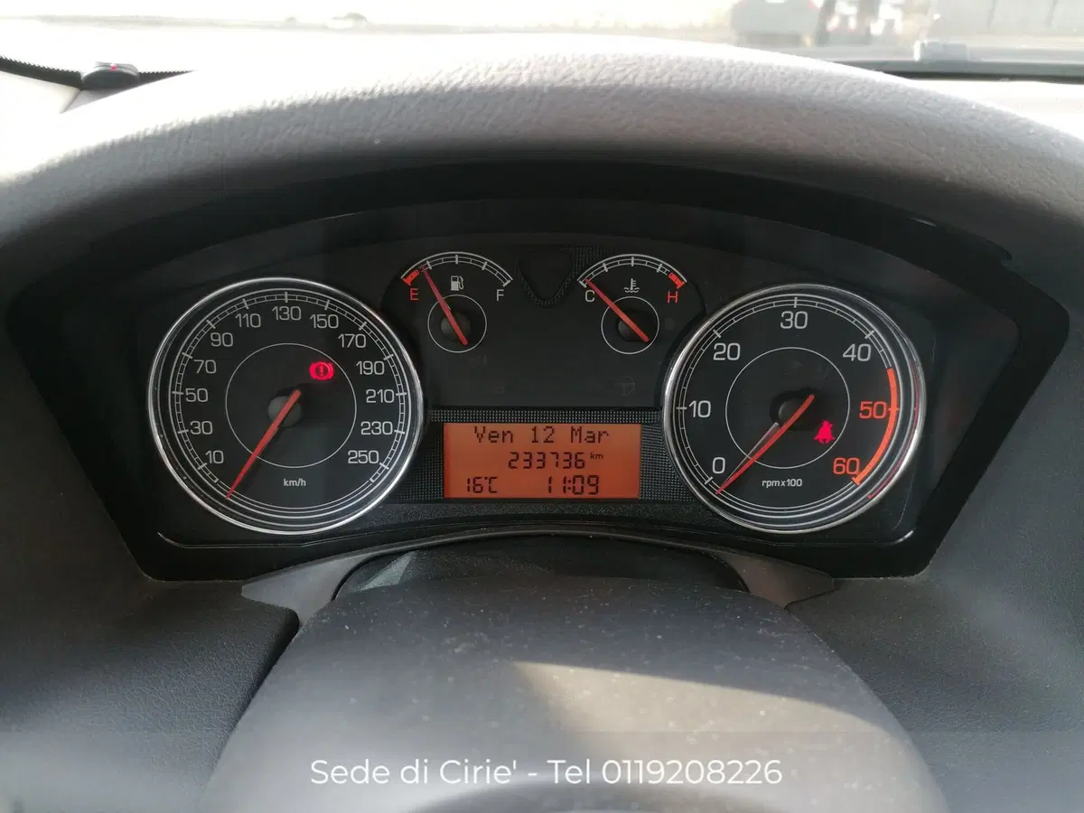 Fiat Croma usata a Torino (9)