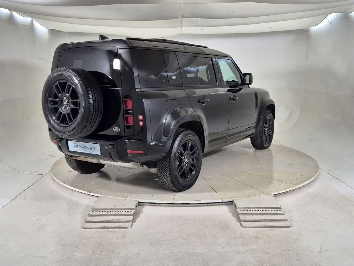 Land Rover Defender usata a Torino (2)