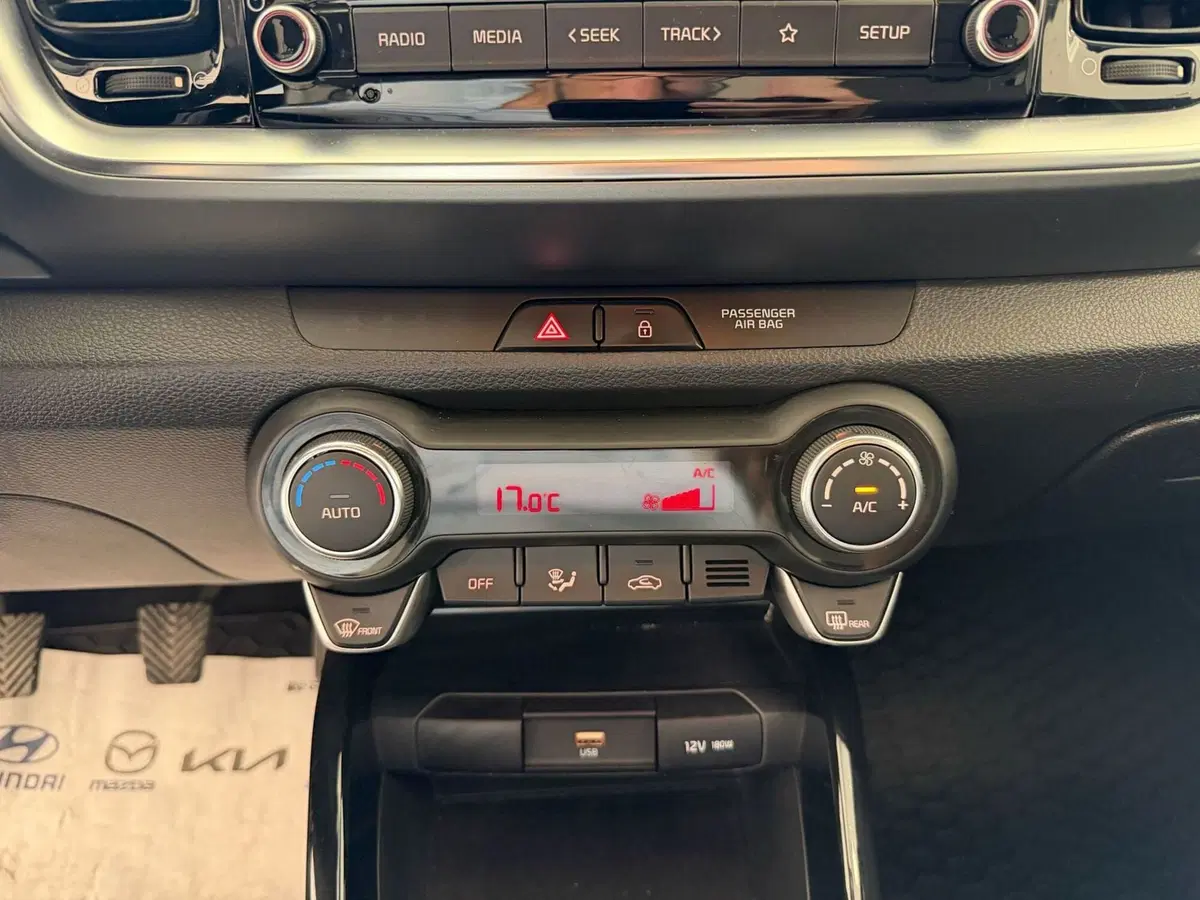 Kia Stonic usata a Napoli (15)