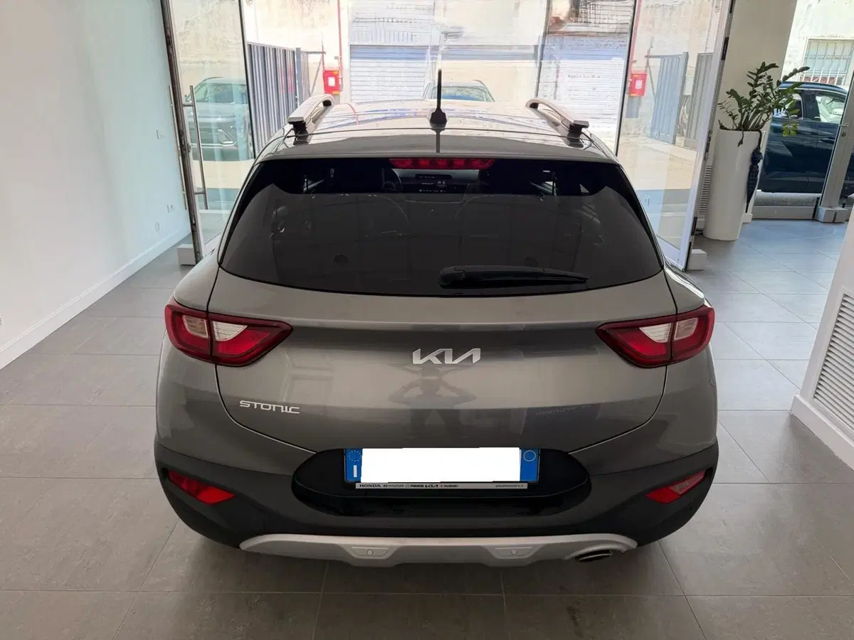 Kia Stonic usata a Napoli (6)