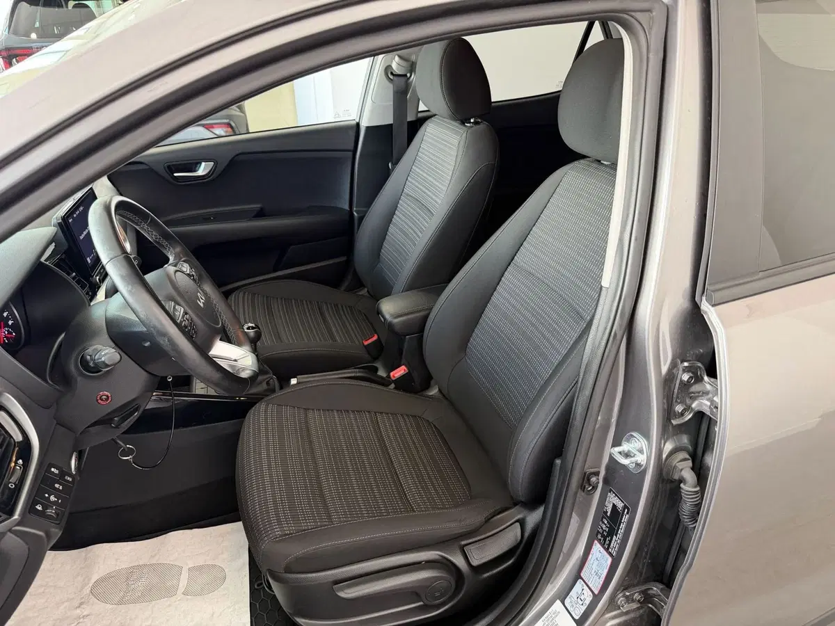 Kia Stonic usata a Napoli (7)