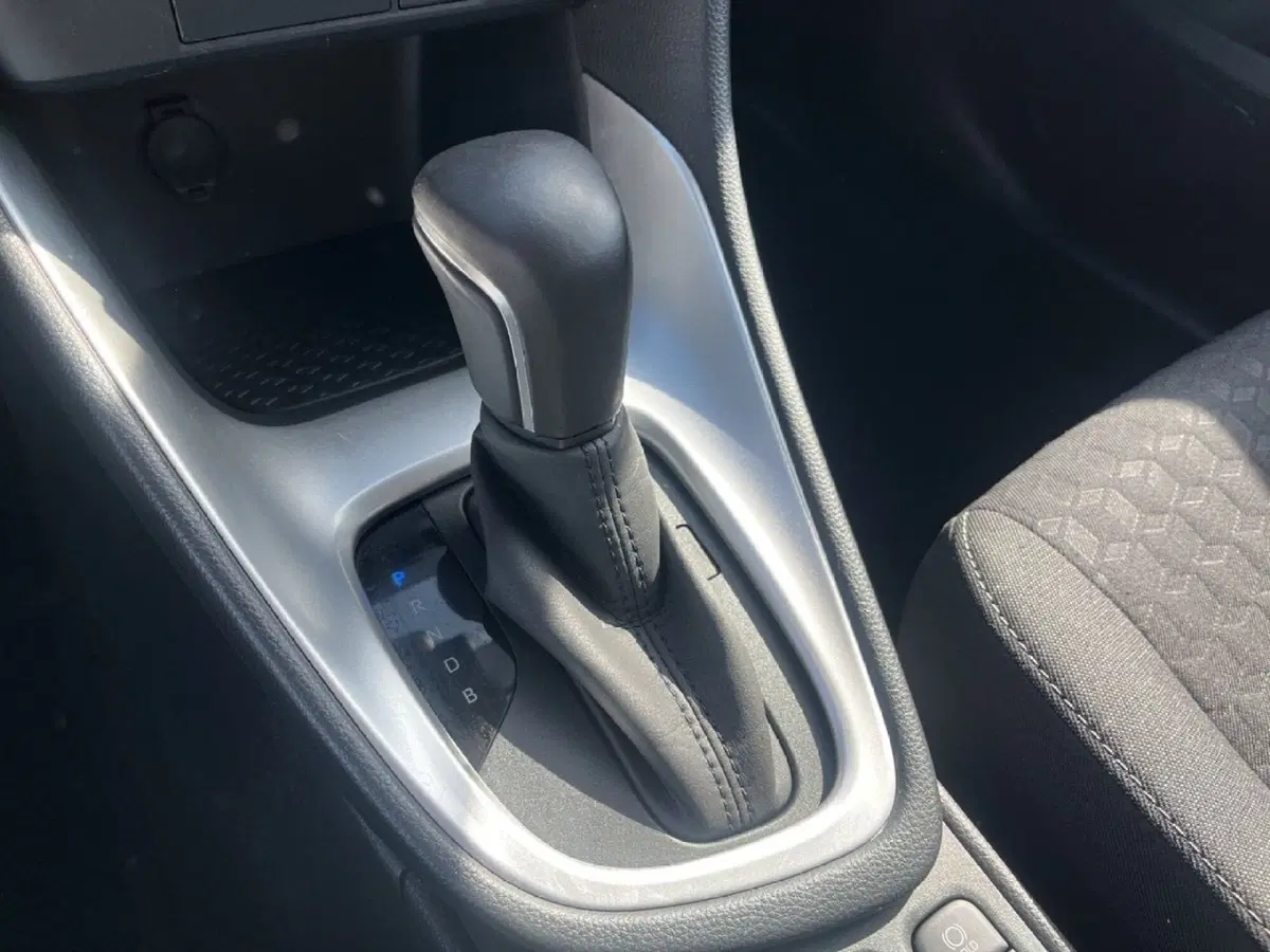 Toyota Yaris usata a Torino (12)