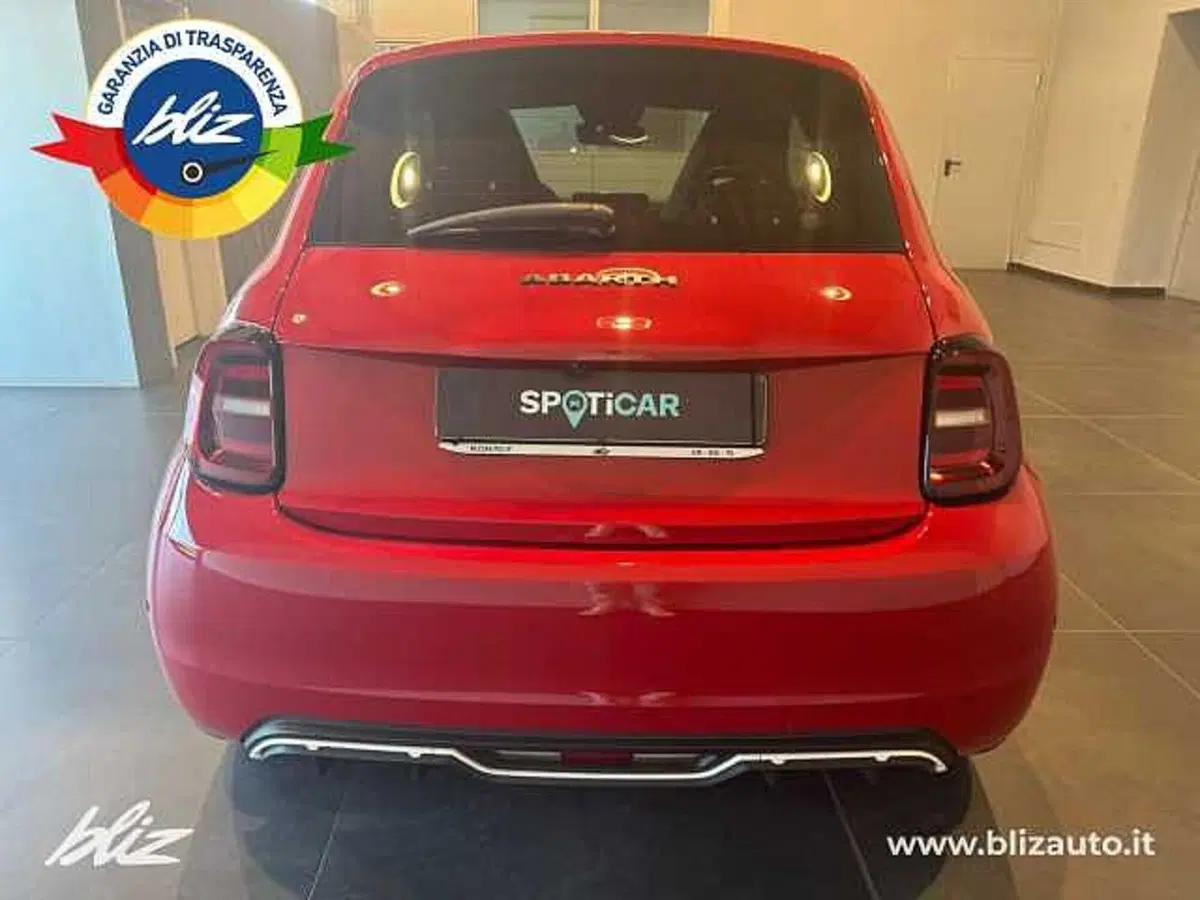 Abarth 500e usata a Udine (4)