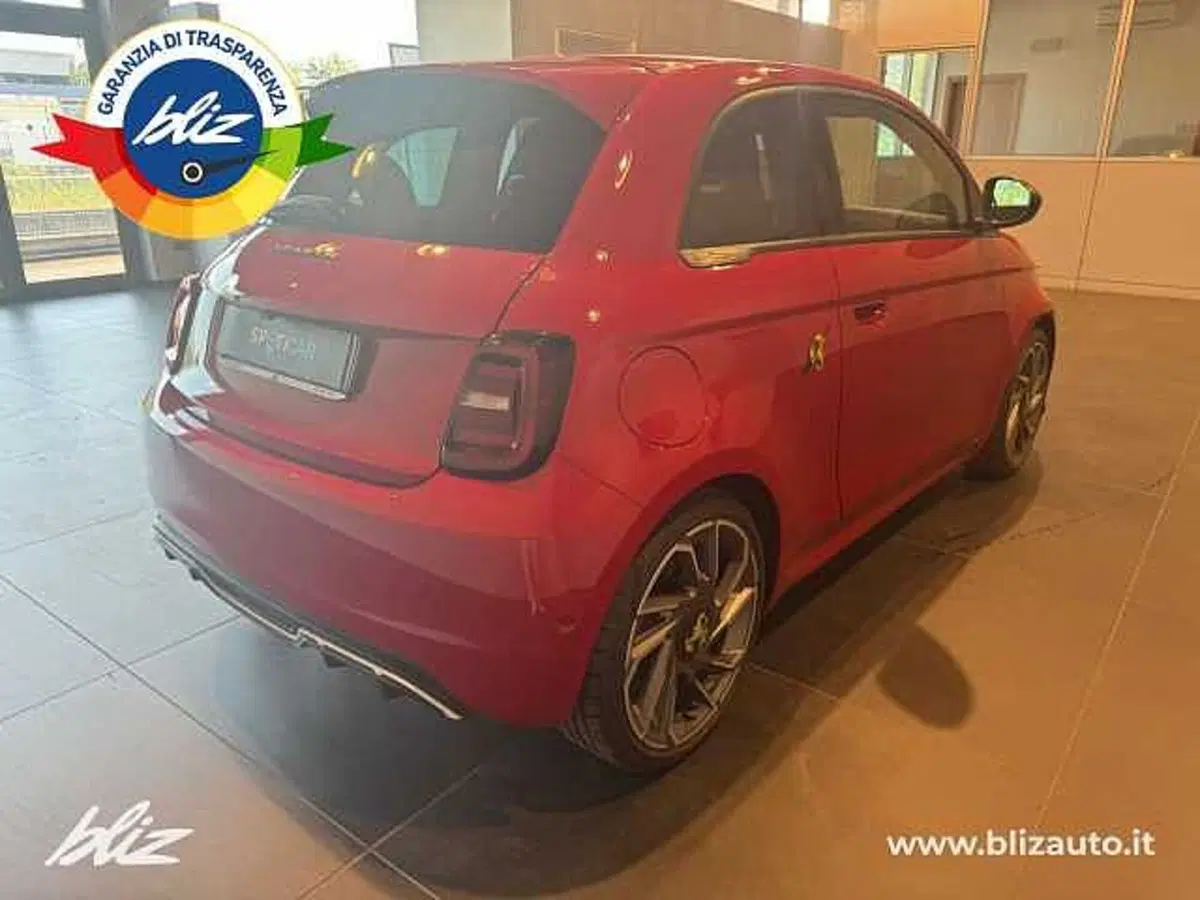 Abarth 500e usata a Udine (5)