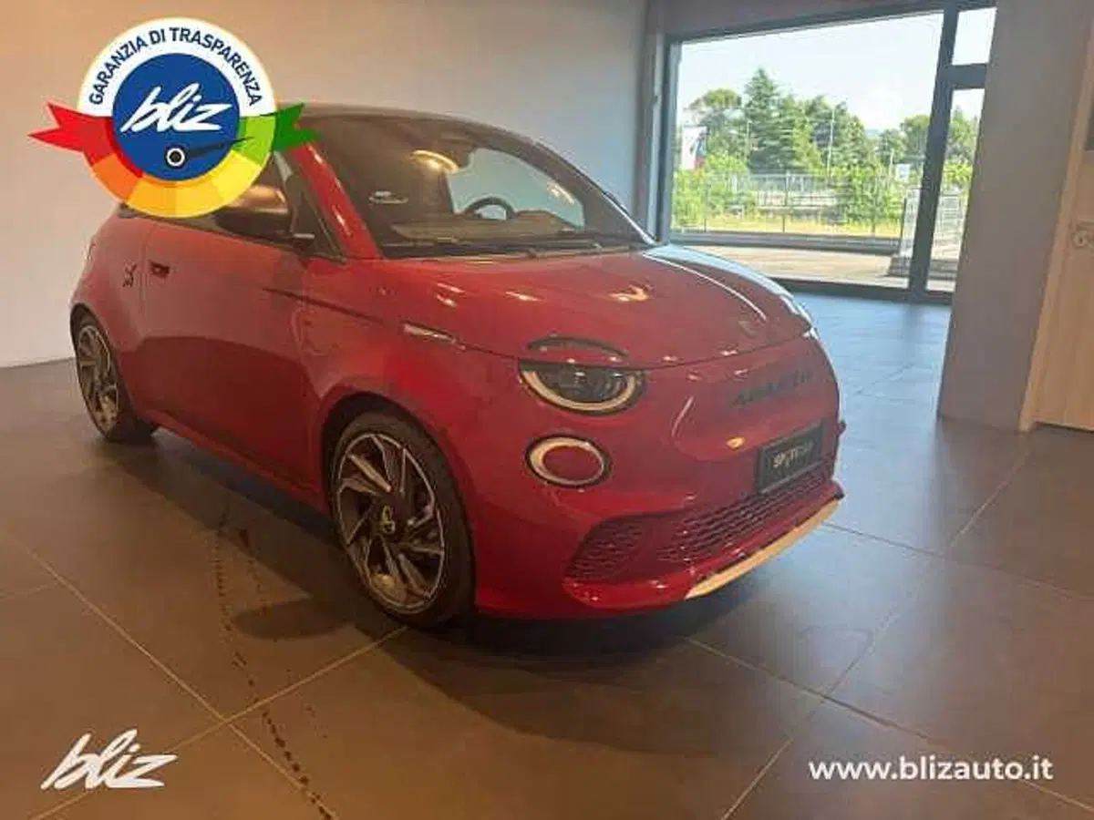 Abarth 500e usata a Udine (7)