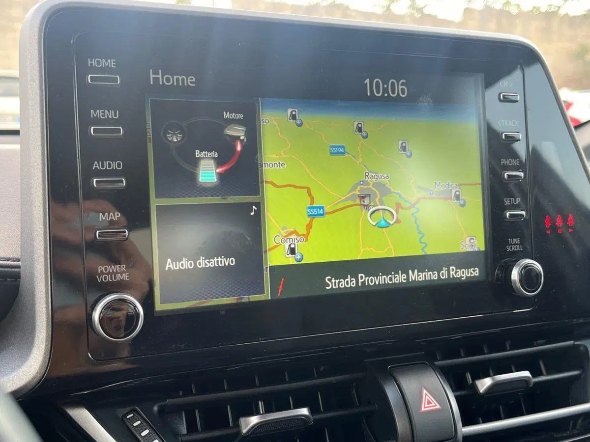Toyota Toyota C-HR usata a Ragusa (10)