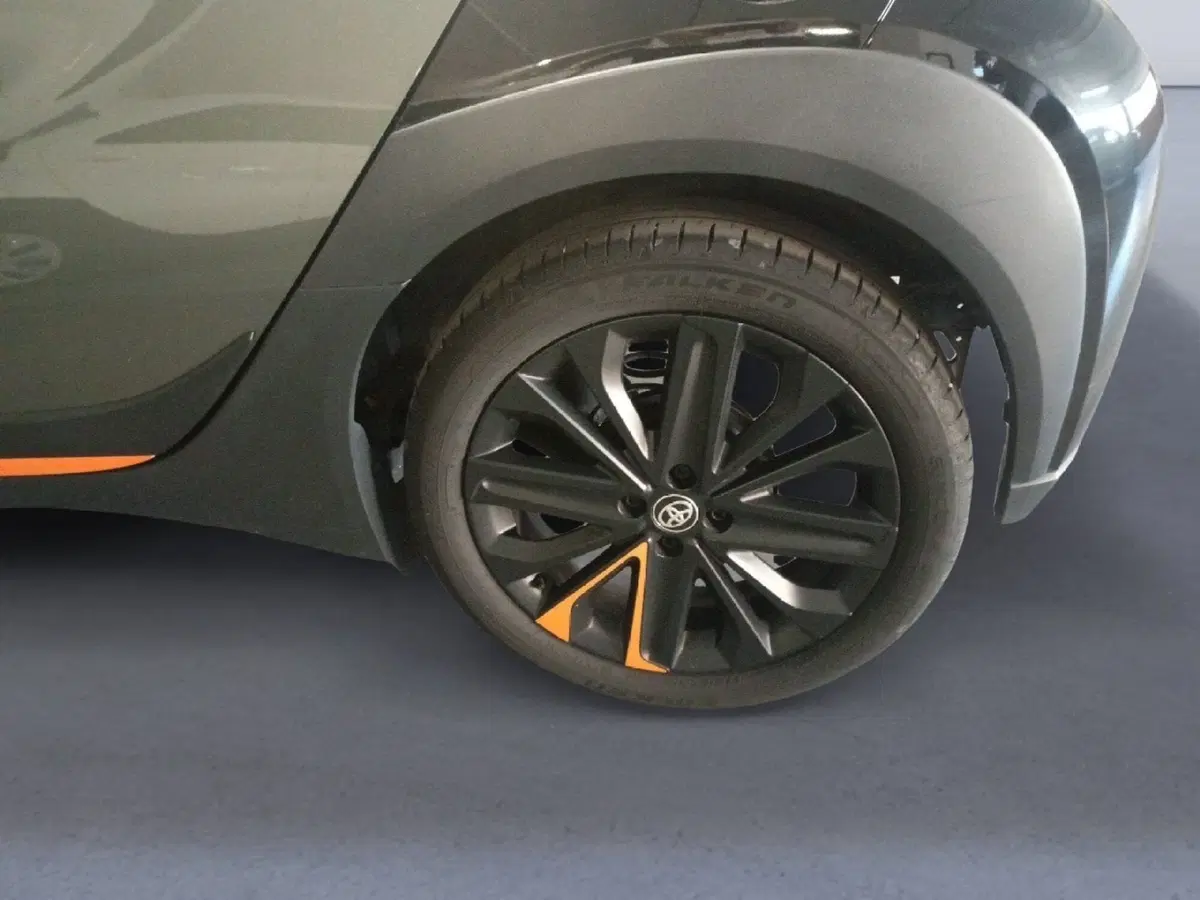 Toyota Aygo X usata a Milano (11)