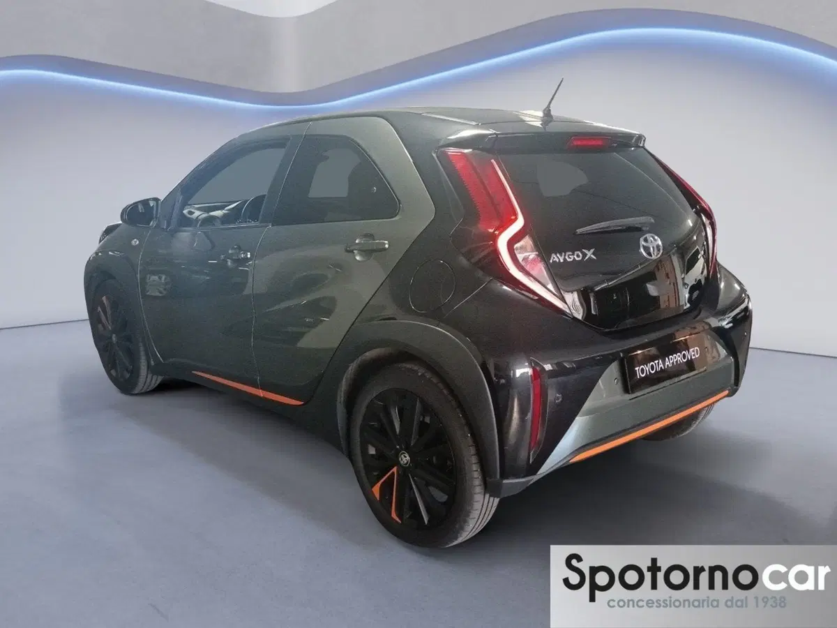 Toyota Aygo X usata a Milano (4)