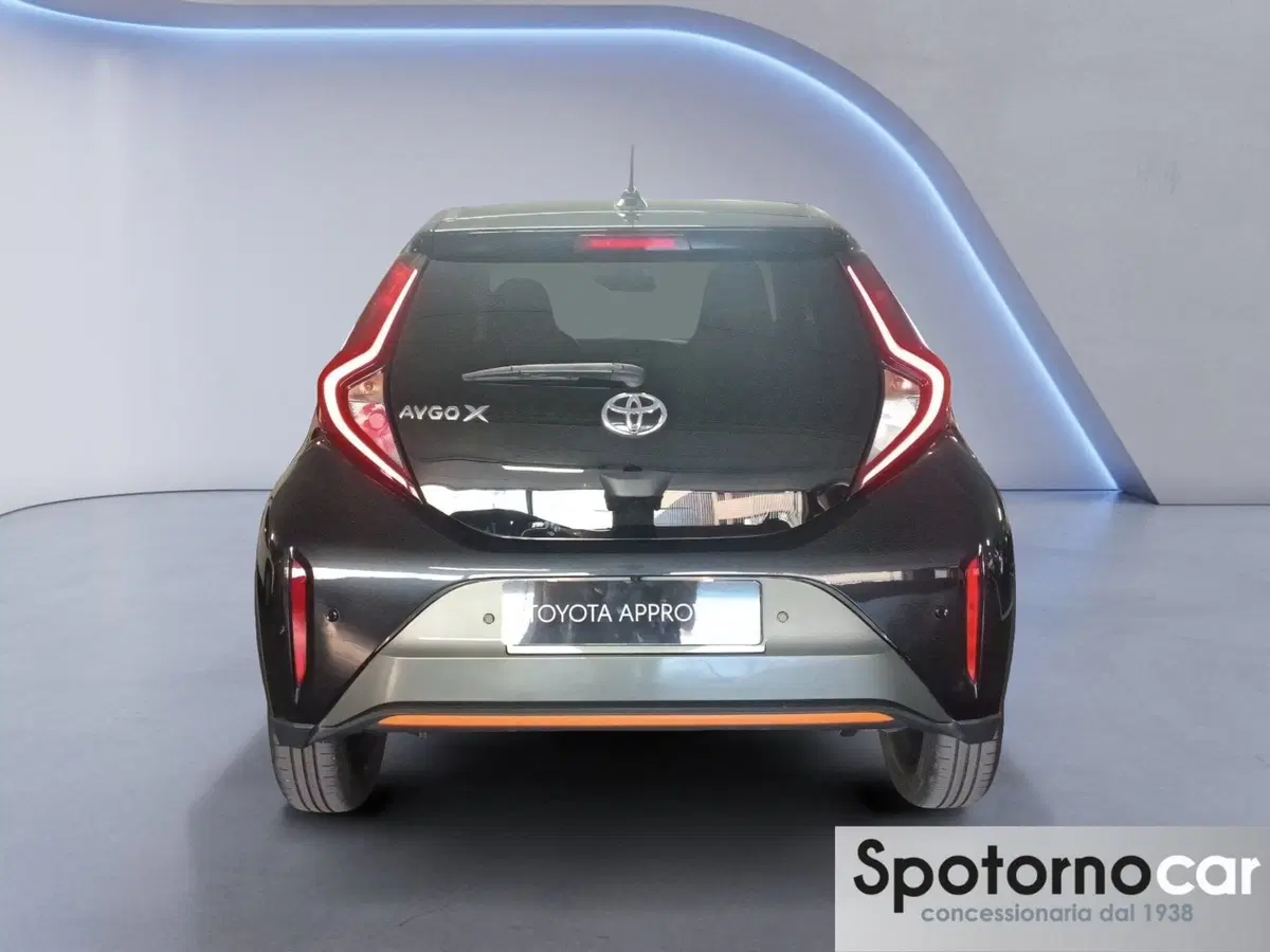 Toyota Aygo X usata a Milano (5)