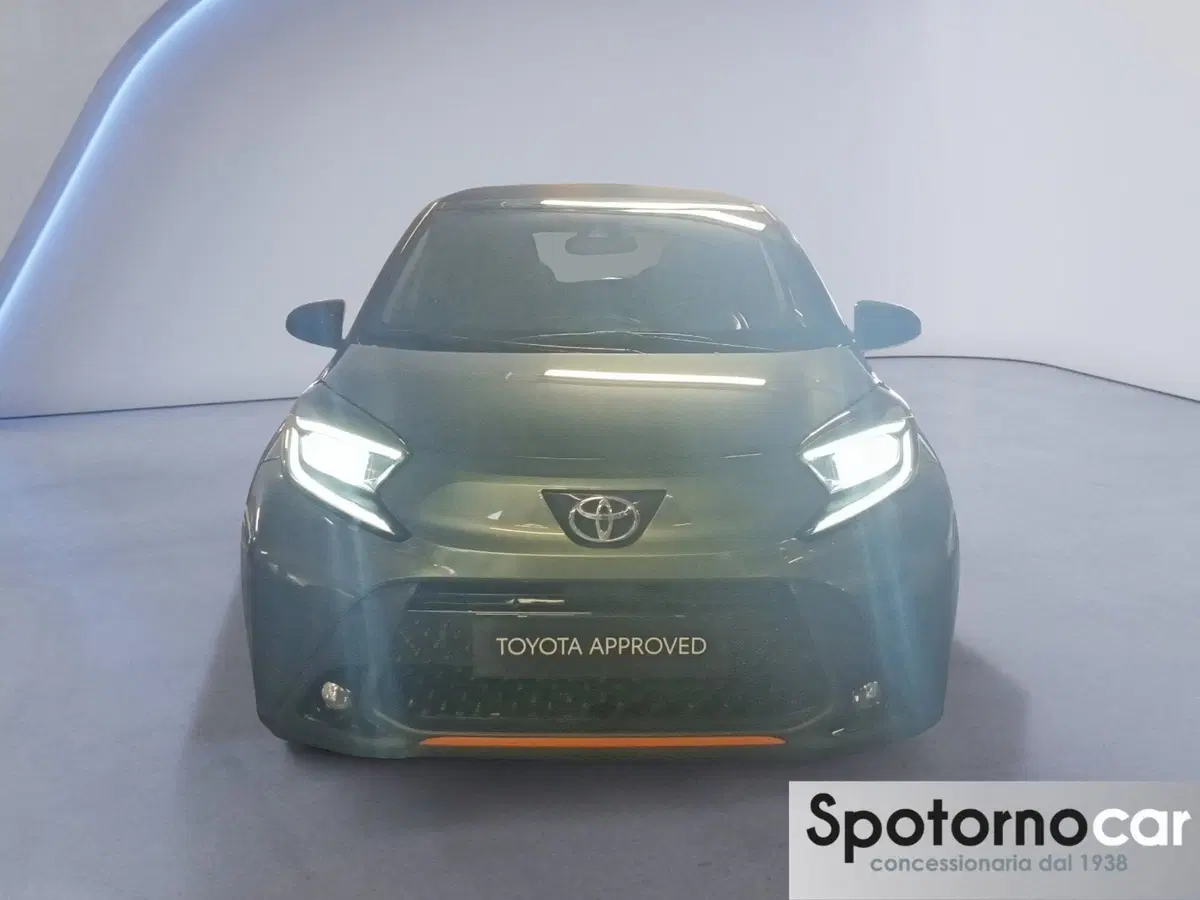 Toyota Aygo X usata a Milano (9)