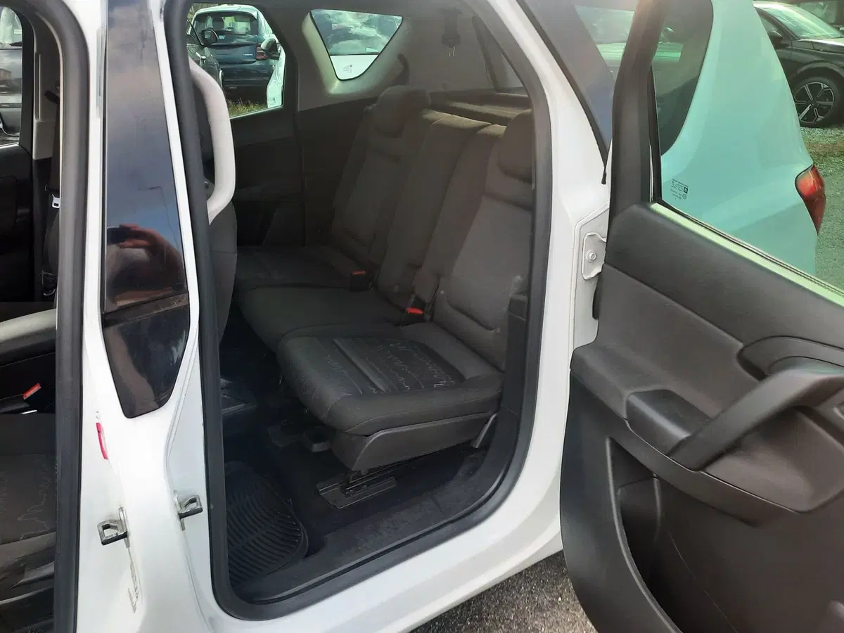 Opel Meriva usata a La Spezia (12)