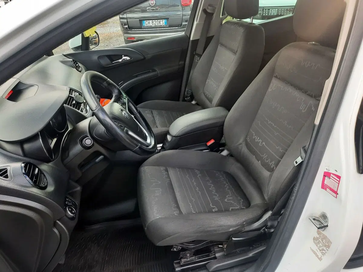 Opel Meriva usata a La Spezia (15)