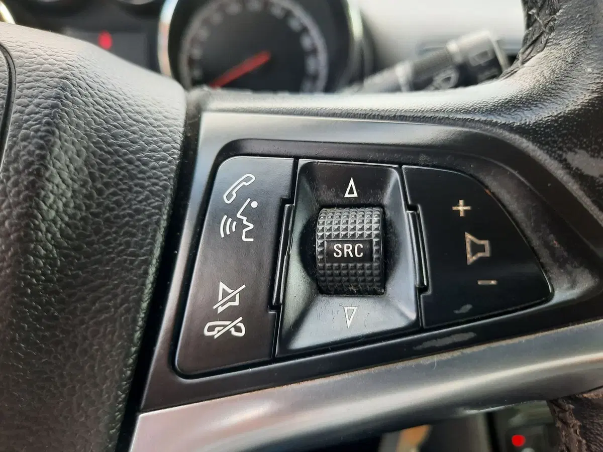 Opel Meriva usata a La Spezia (18)