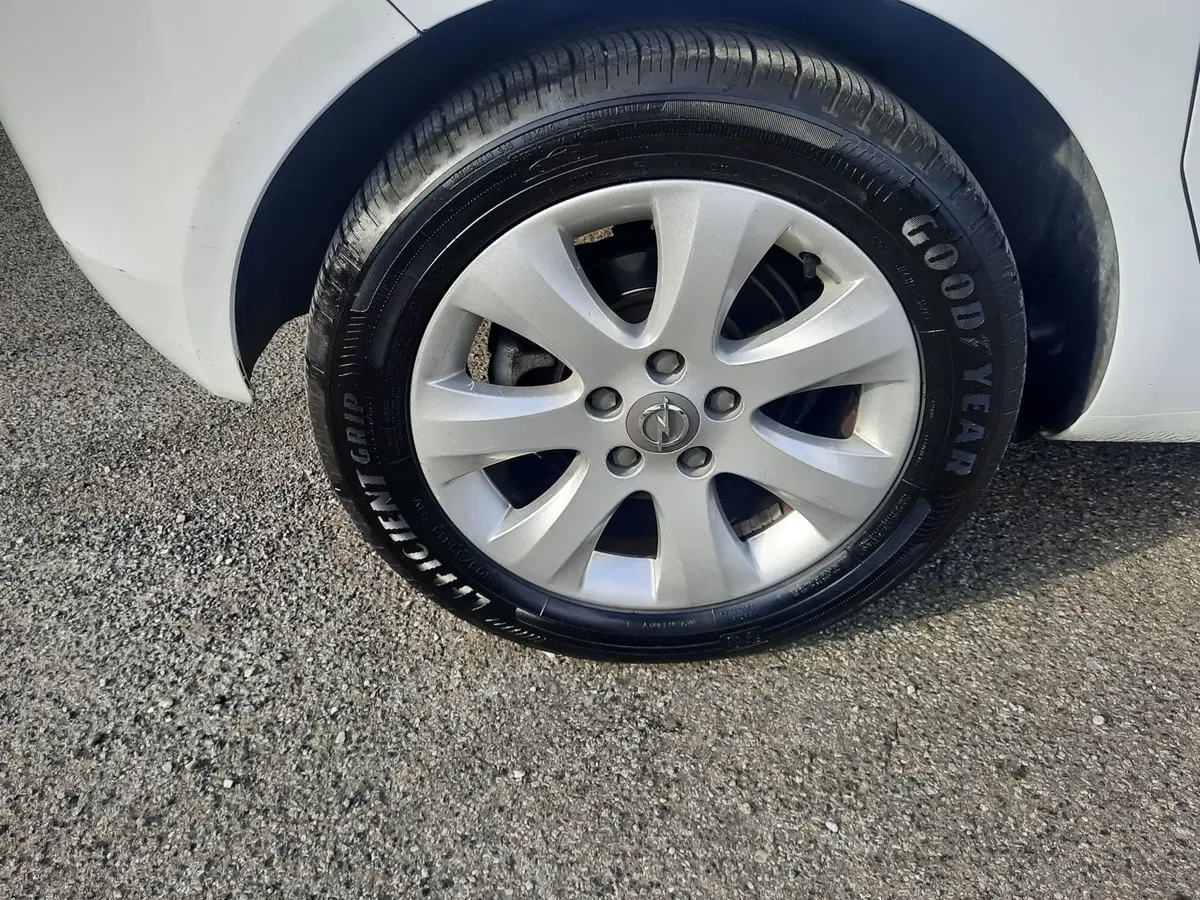 Opel Meriva usata a La Spezia (9)