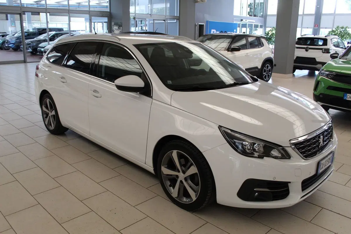 Peugeot 308 SW usata a Cremona (2)